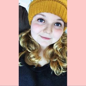 Meet your Posher, Katie